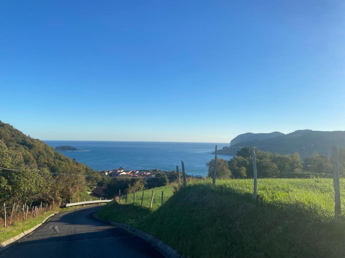 Mundaka Beachfront House Exterior photo