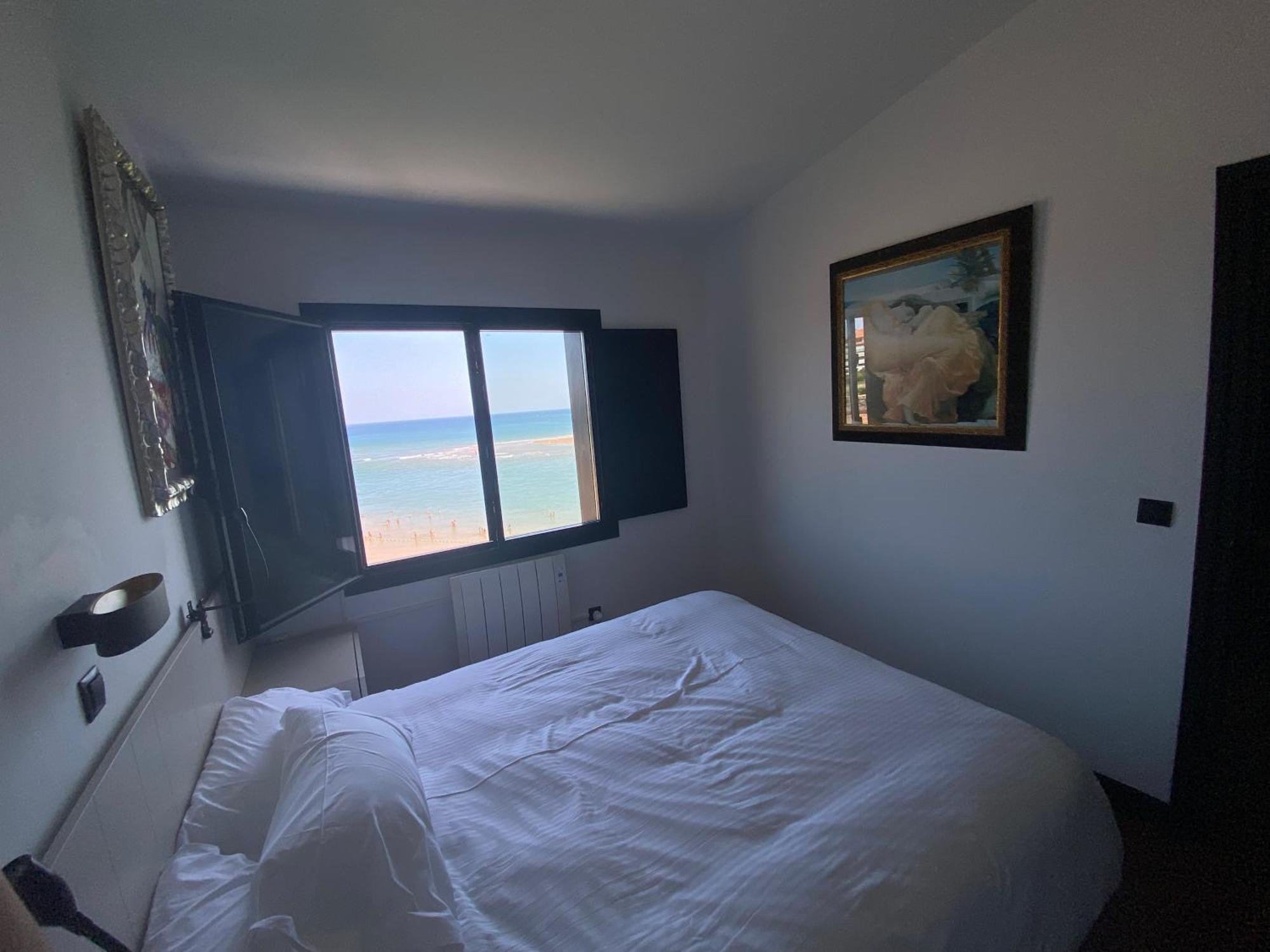Mundaka Beachfront House Exterior photo