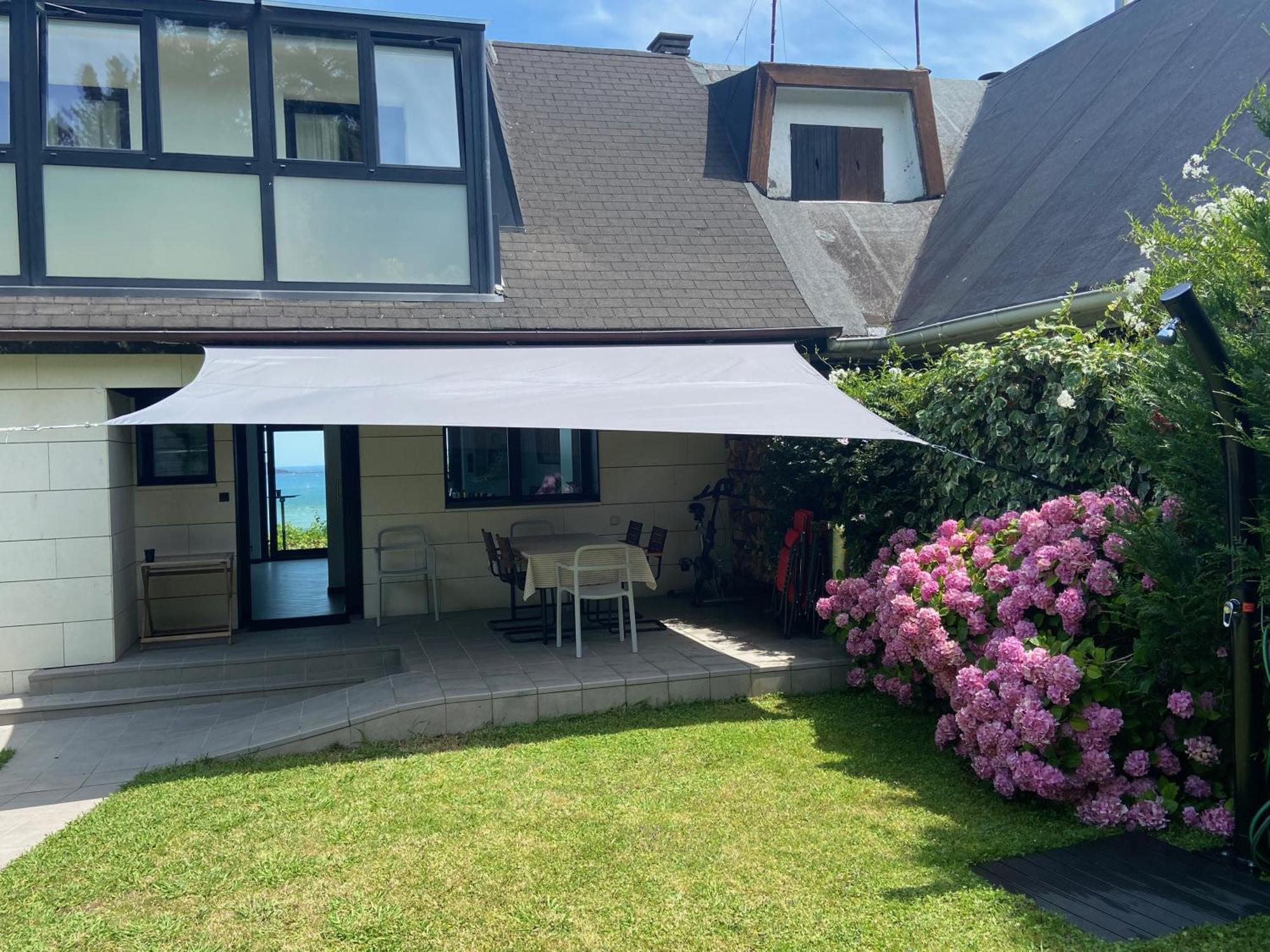 Mundaka Beachfront House Exterior photo